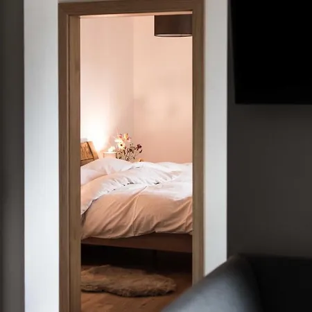 Erika - By Mynests 4*